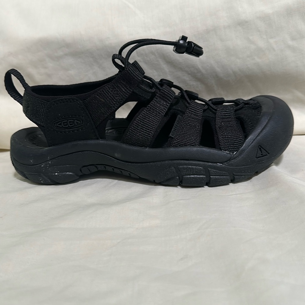 KEEN Newport H2 Women’s Hybrid Sandal